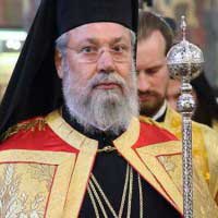 Biserica Ortodoxă din Cipru a anunțat, miercuri, că este dispusă să renunțe la toate averile de care dispune, pentru a scăpa țara de criză.