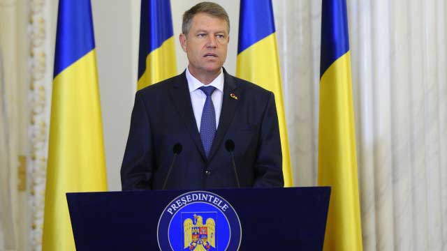 Iohannis a decorat mesteri populari, la Cotroceni. Printre ei, și 3 buzoieni