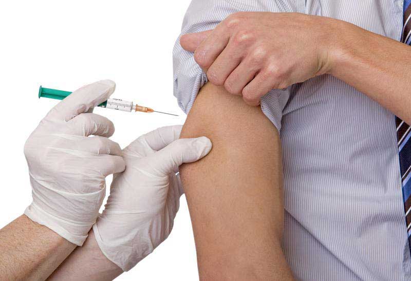 Peste 50 de mii de doze de vaccin poliomielitic, trimise la direcţiile judeţene de sănătate publică